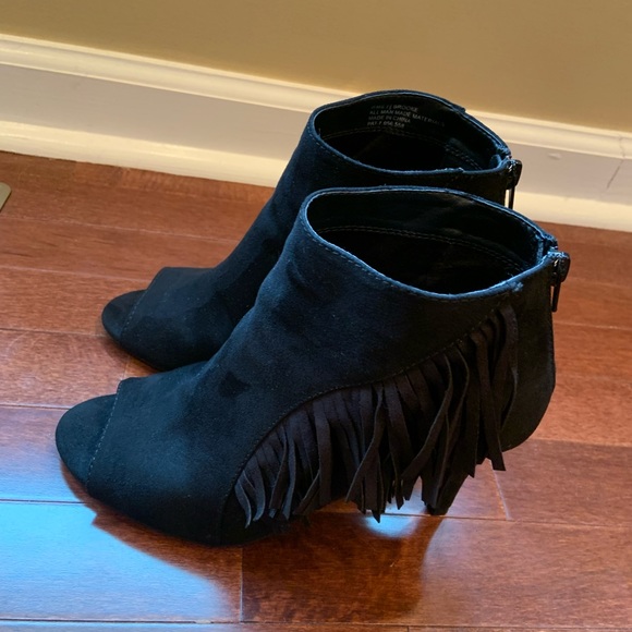 New Directions Boots - Picture 3 of 6